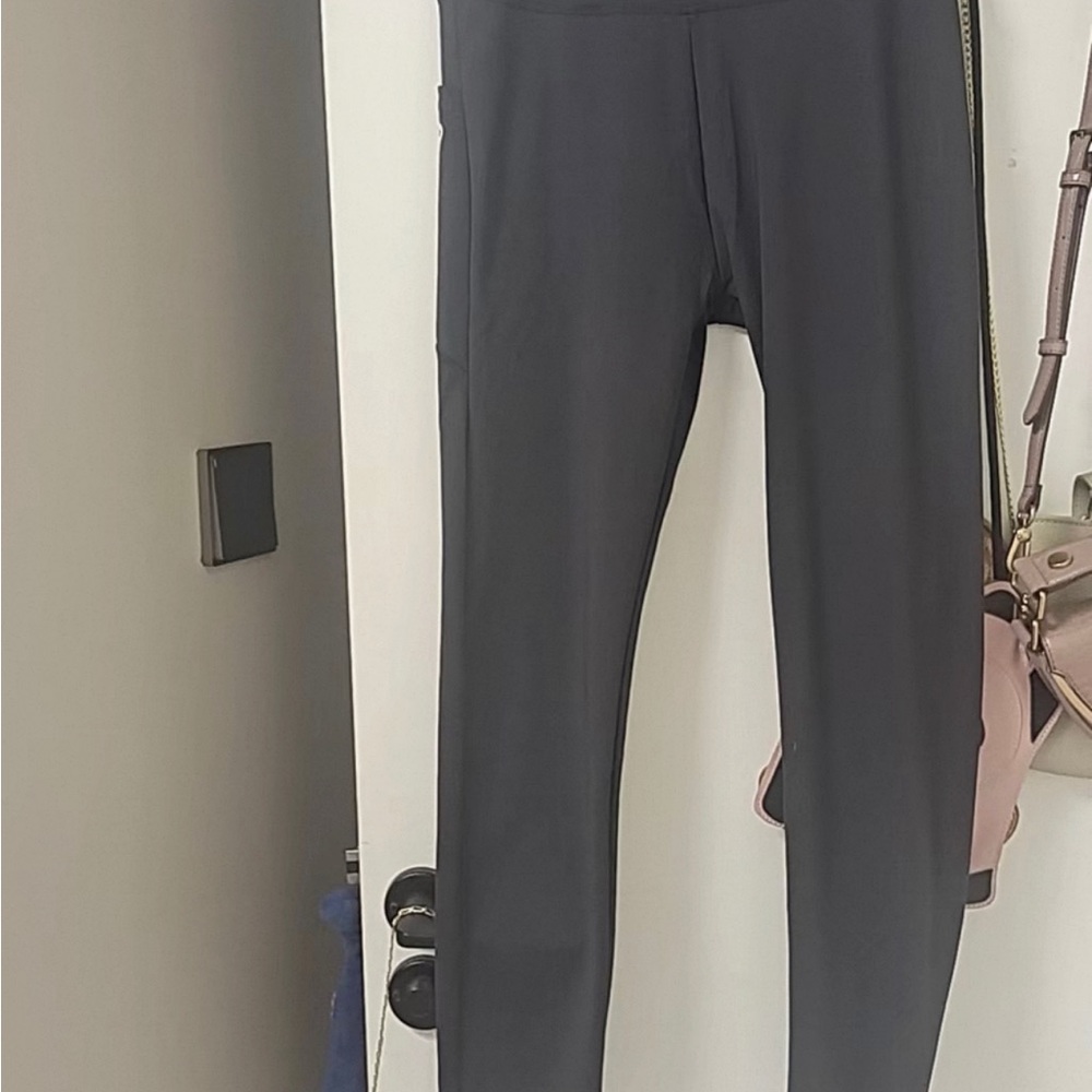 Black High-Waist Leggings
